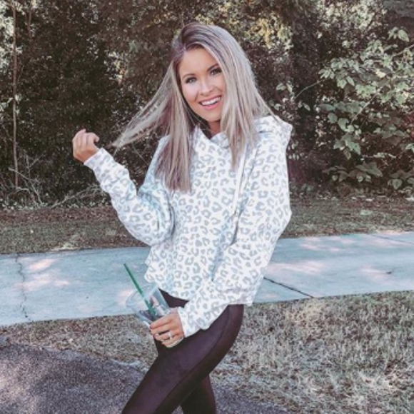 Abercrombie & Fitch Tops - GREY LEOPARD CROPPED HOODIE